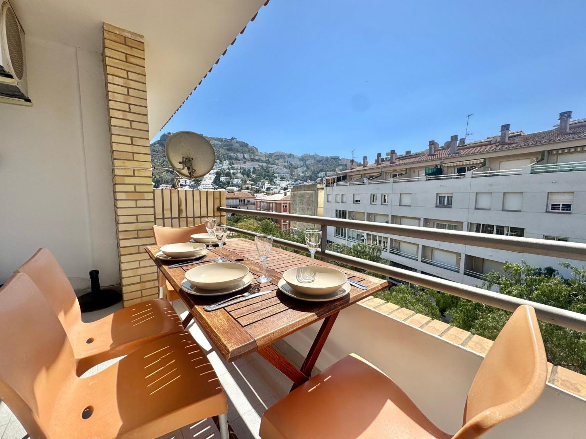 Puig Rom 106 Apartment Roses Exterior photo